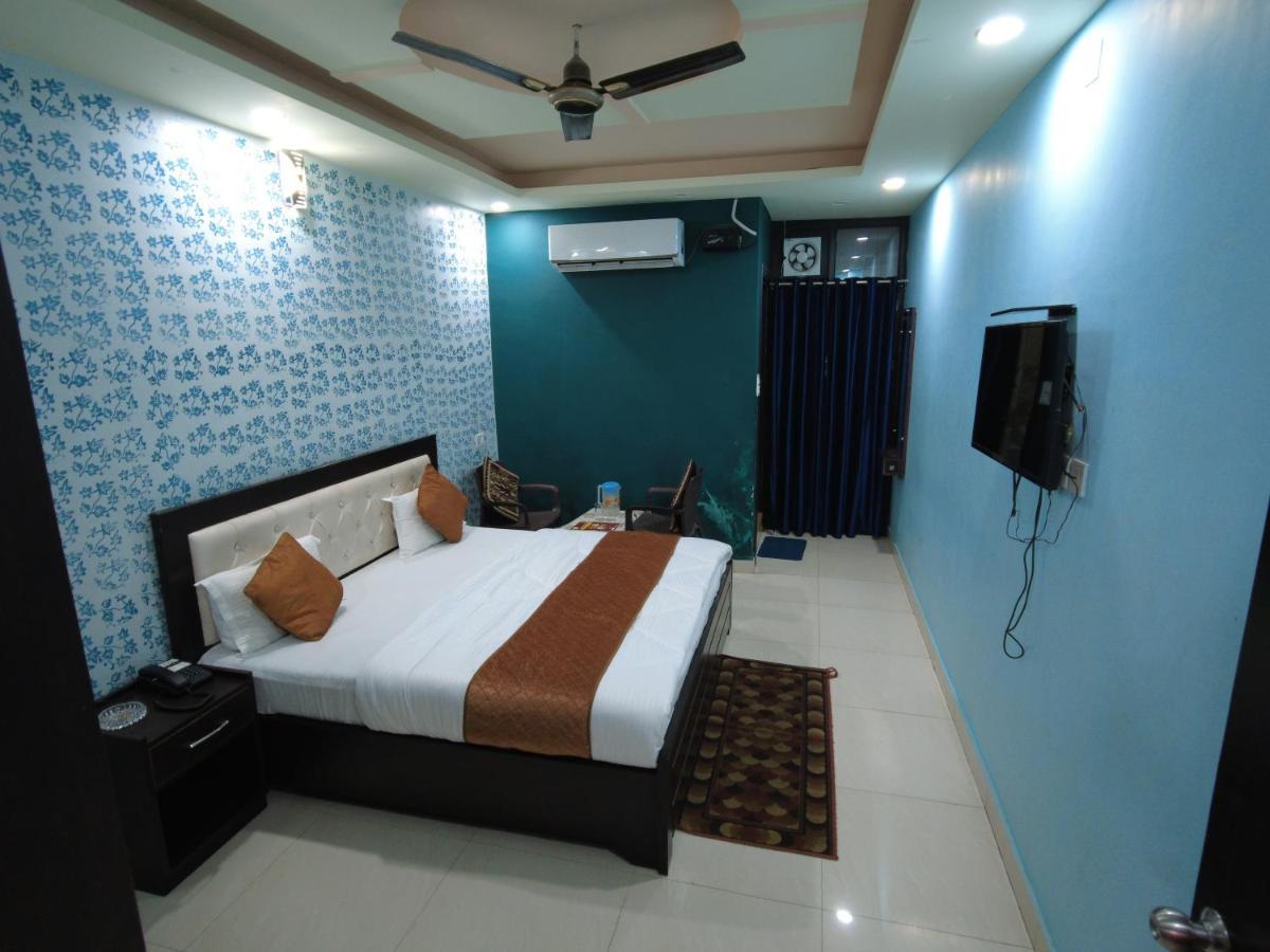 Hotel Dev Bhoomi Inn ริชิเคช ภายนอก รูปภาพ