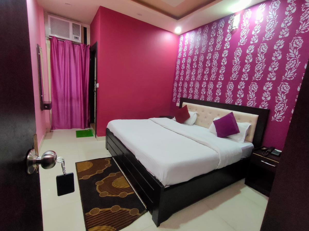 Hotel Dev Bhoomi Inn ริชิเคช ภายนอก รูปภาพ