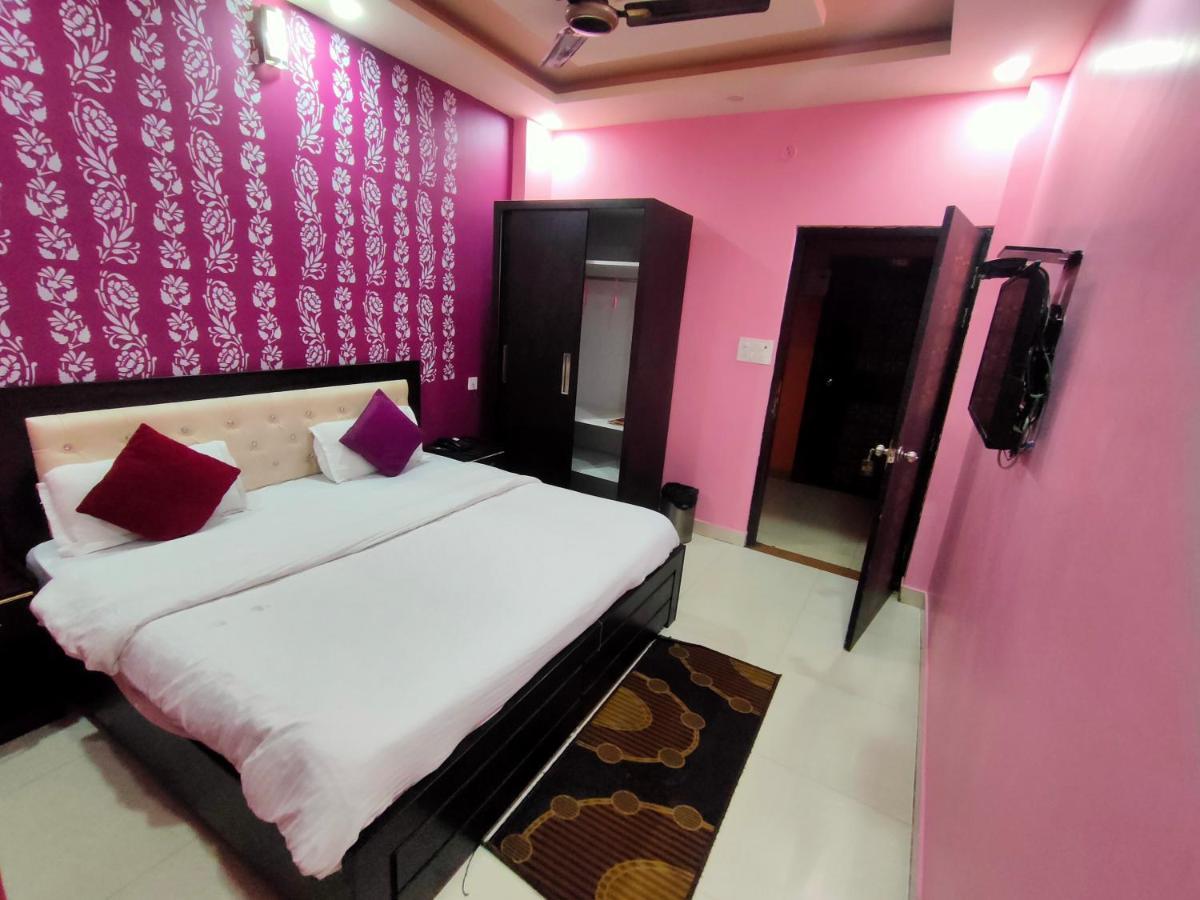 Hotel Dev Bhoomi Inn ริชิเคช ภายนอก รูปภาพ