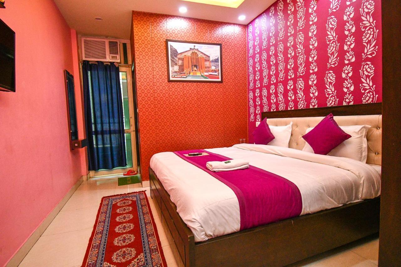 Hotel Dev Bhoomi Inn ริชิเคช ภายนอก รูปภาพ